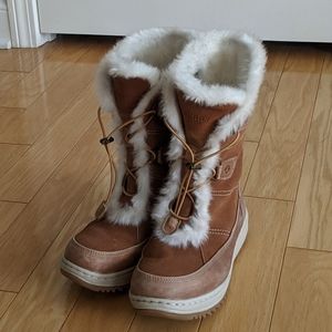 Sperry Arctic Grip Snow Boots